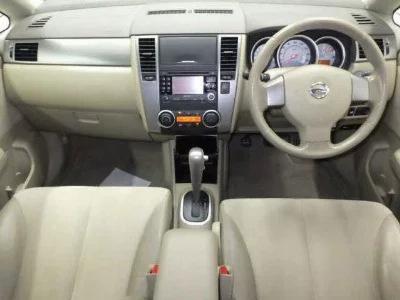 Nissan Tiida Latio