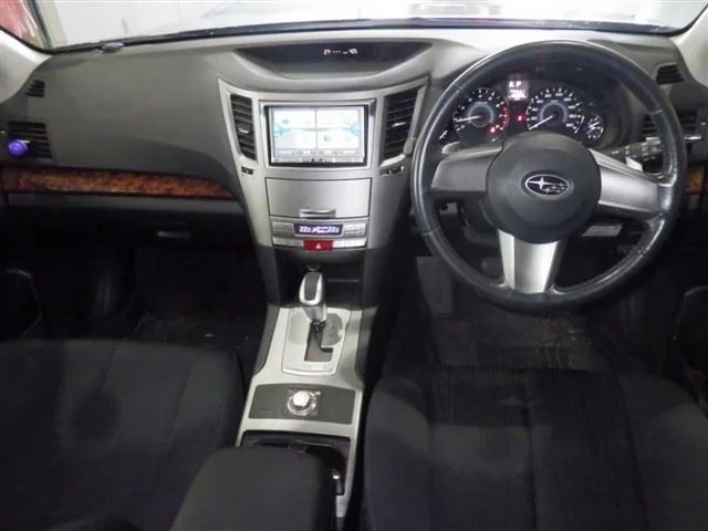 Subaru Legacy  с аукциона в Японии