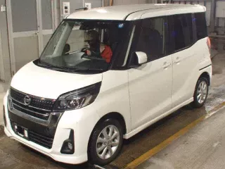 Nissan Dayz Roox