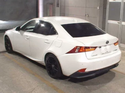 Lexus IS300h