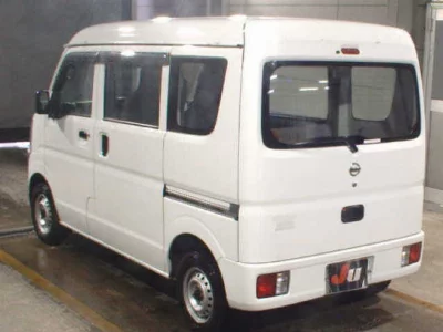 NISSAN NV100 CLIPPER