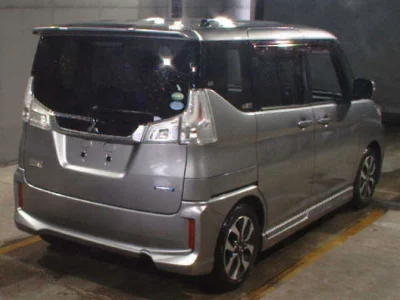 MITSUBISHI DELICA D:2