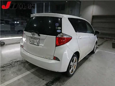 Toyota Ractis