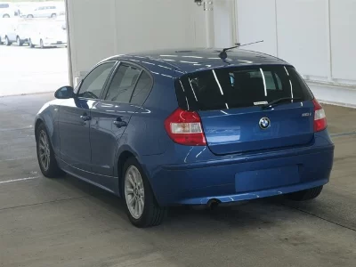 BMW 1 SERIES