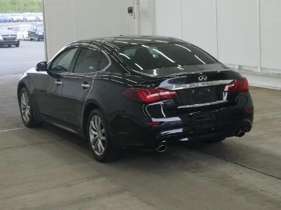 NISSAN FUGA
