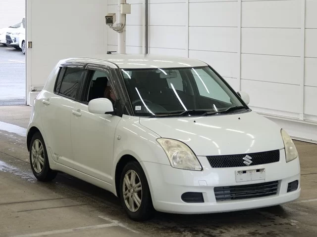 Suzuki Swift  с аукциона в Японии