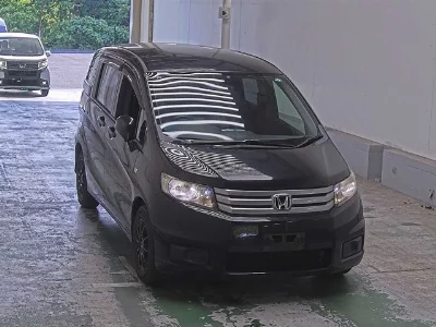 Honda Freed Spike