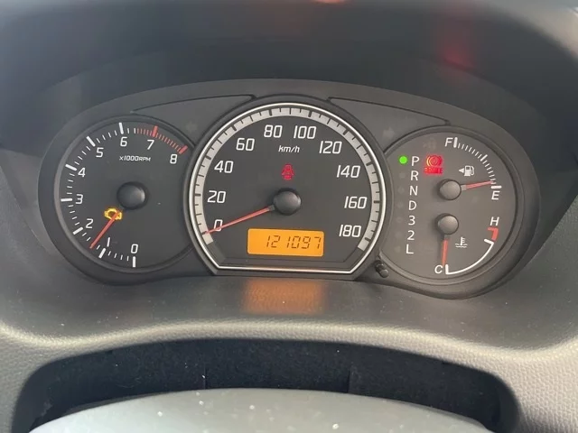 Suzuki Swift  с аукциона в Японии