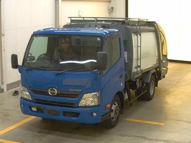 Hino Dutro  с аукциона в Японии