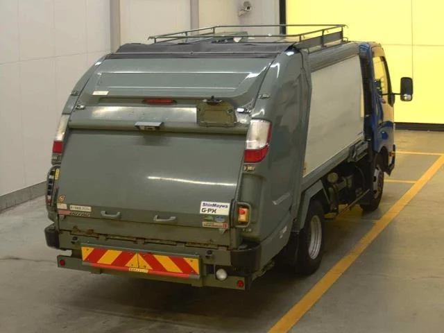 Hino Dutro  с аукциона в Японии