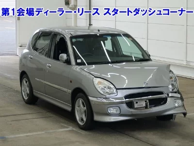 Daihatsu Storia