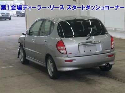 Daihatsu Storia