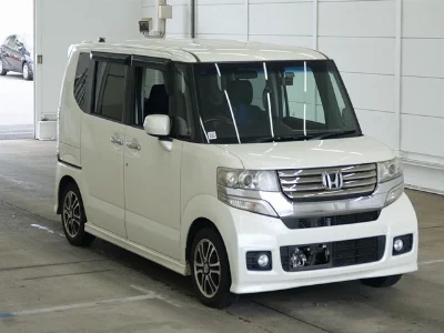 Honda N BOX CUSTOM