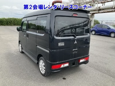 MITSUBISHI TOWN BOX