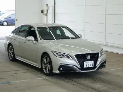 Toyota CROWN HYBRID