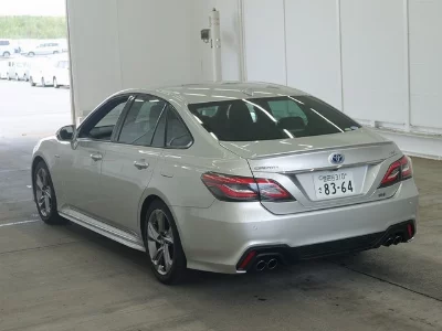 Toyota CROWN HYBRID