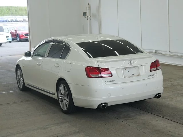 Lexus GS  с аукциона в Японии
