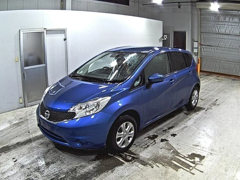 Nissan Note  с аукциона в Японии