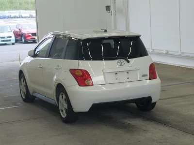 Toyota Ist