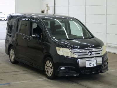 Honda STEPWGN SPADA