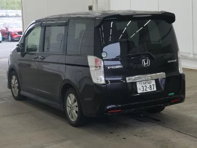 Honda STEPWGN SPADA