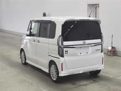 HONDA N BOX CUSTOM