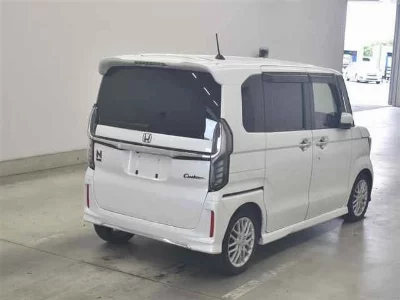 HONDA N BOX CUSTOM