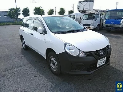 NISSAN AD VAN