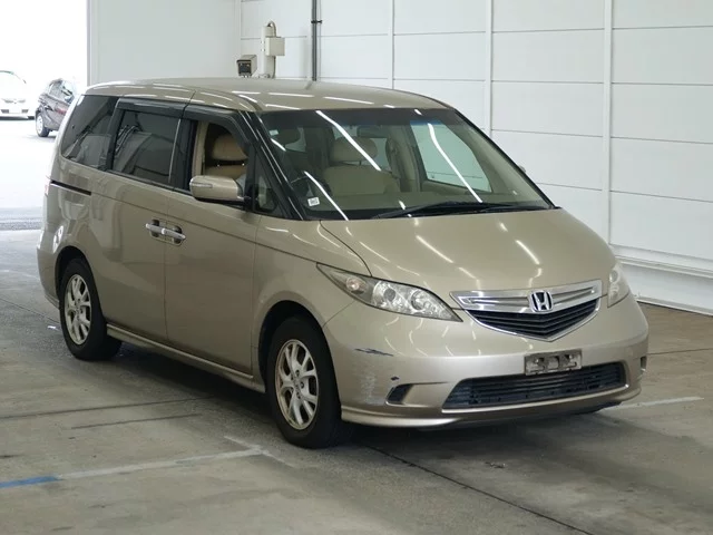 Honda Elysion  с аукциона в Японии