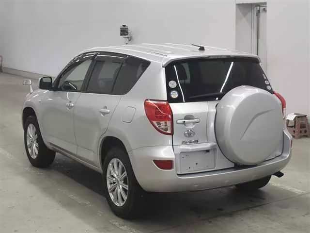 Toyota RAV4  с аукциона в Японии
