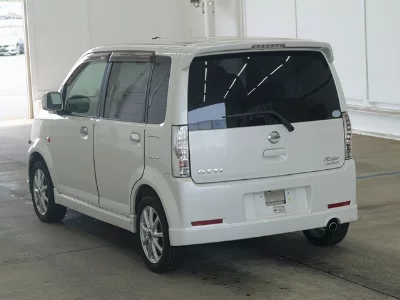 Nissan Otti