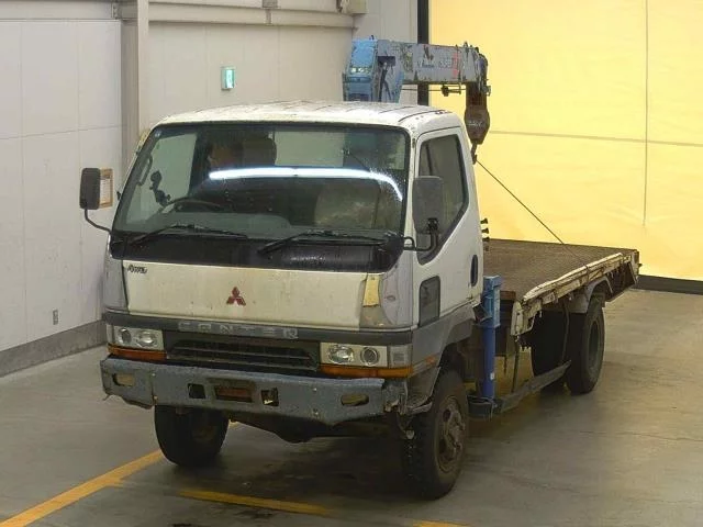 Mitsubishi Fuso Canter  с аукциона в Японии