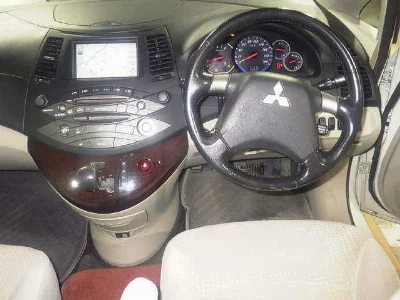 Mitsubishi Grandis