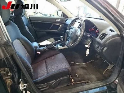 Subaru Legacy B4