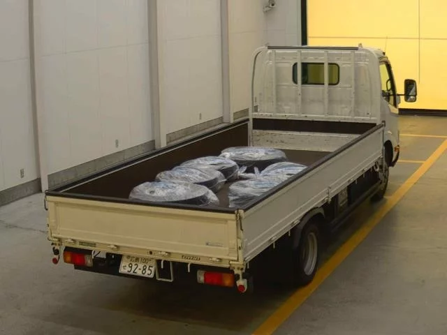 Toyota Dyna  с аукциона в Японии