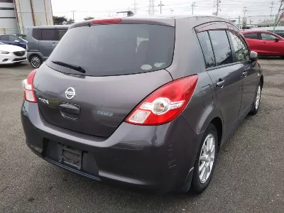 Nissan Tiida