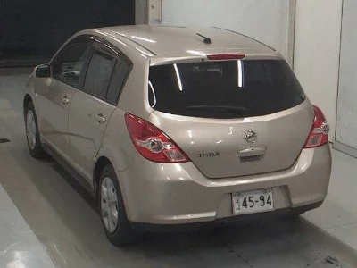 Nissan Tiida
