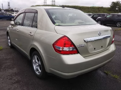Nissan Tiida Latio
