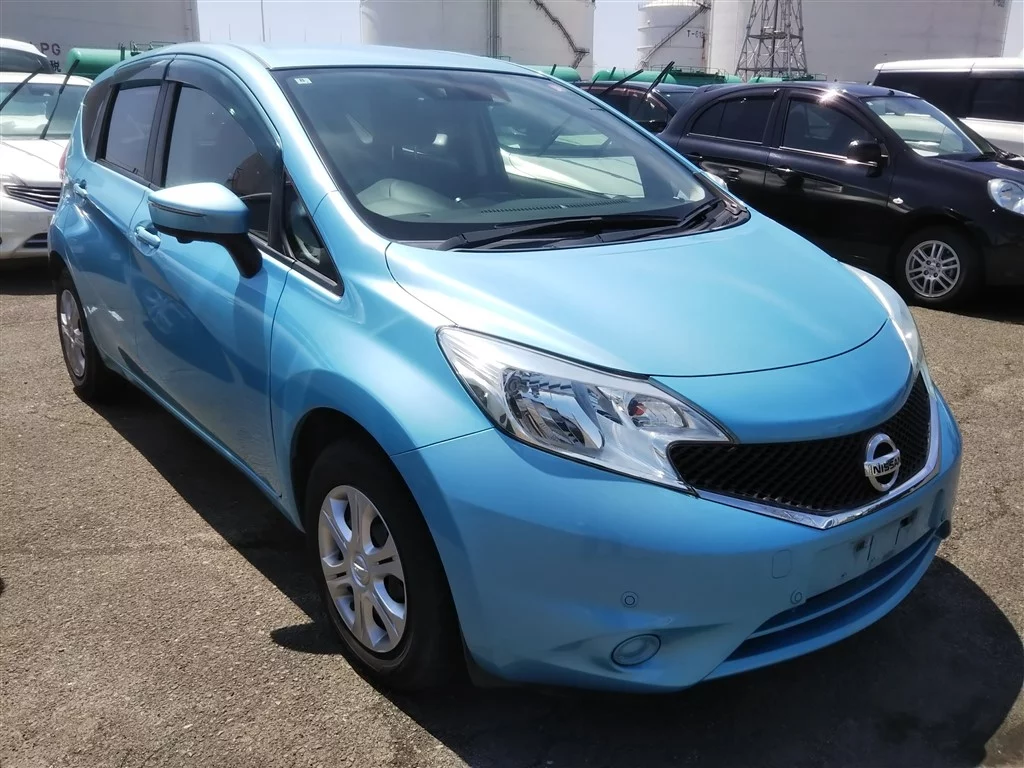 Nissan Note  с аукциона в Японии