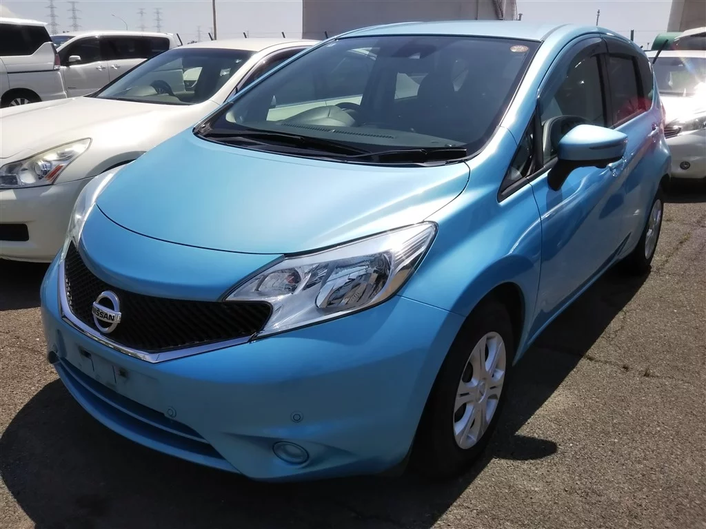 Nissan Note  с аукциона в Японии