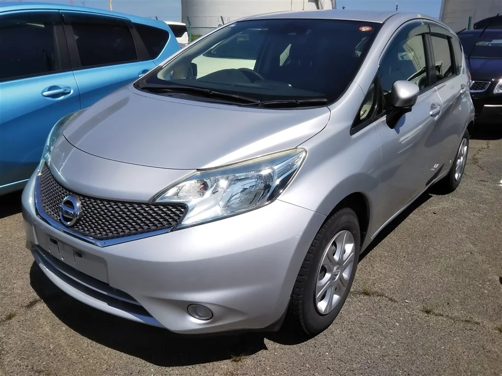 Nissan Note  с аукциона в Японии