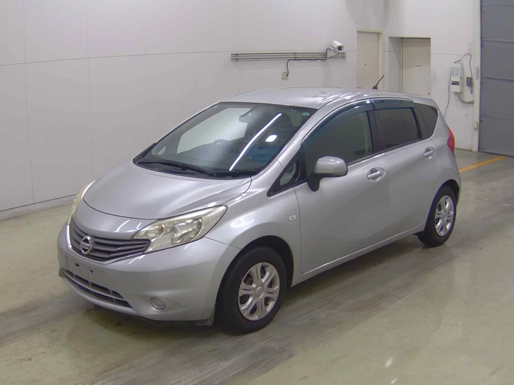 Nissan Note  с аукциона в Японии