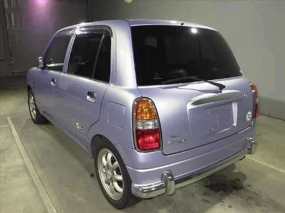 Daihatsu Mira Gino