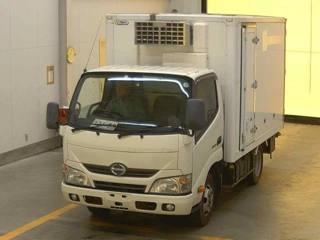 Hino Dutro  с аукциона в Японии