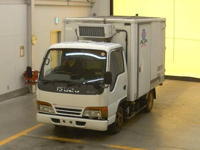 Isuzu Elf  с аукциона в Японии