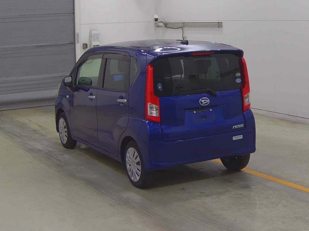 Daihatsu Move  с аукциона в Японии