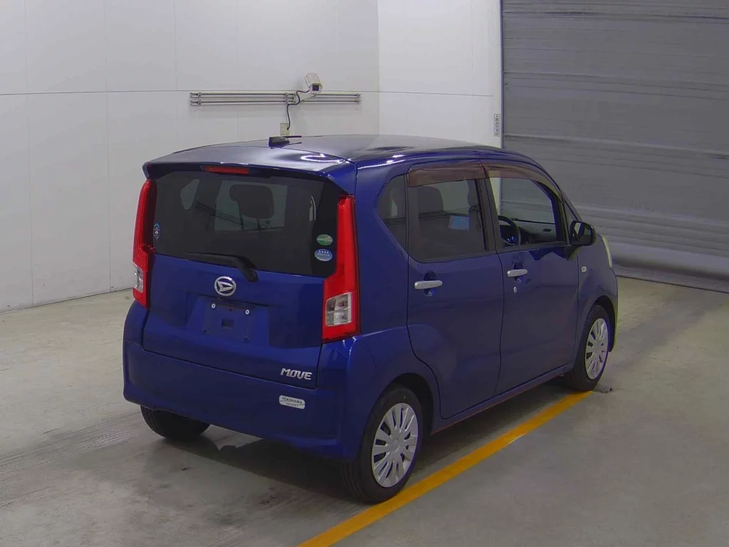 Daihatsu Move  с аукциона в Японии