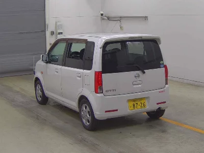 Nissan Otti