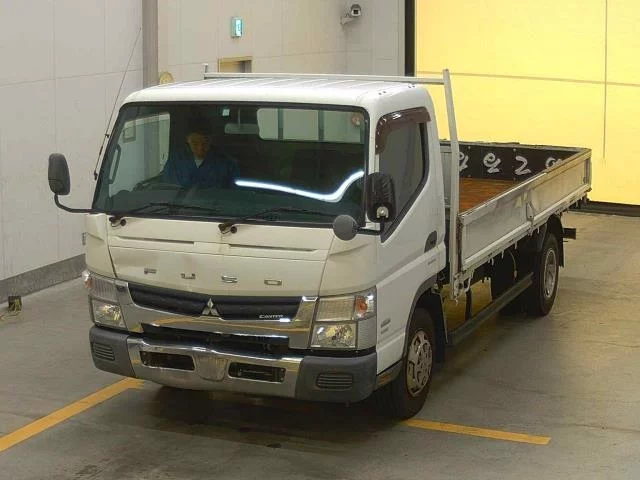 Mitsubishi Fuso Canter  с аукциона в Японии
