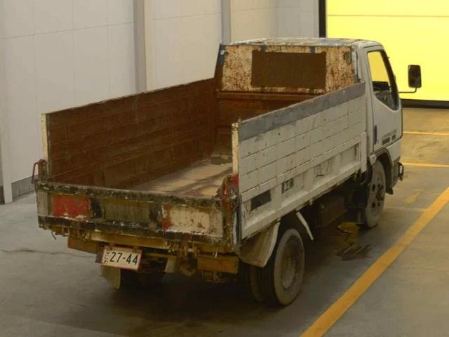 Mitsubishi Fuso Canter  с аукциона в Японии